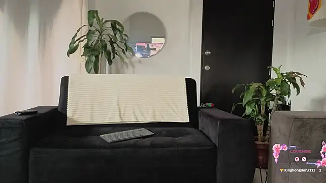 Dahiana-Walcott live XXX chat
