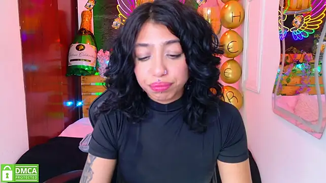 Chat XXX en directo de REDHOTTER_