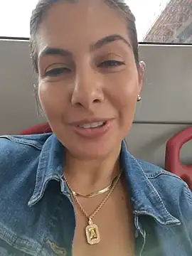 Chat +18 de scarlett_moore ao vivo