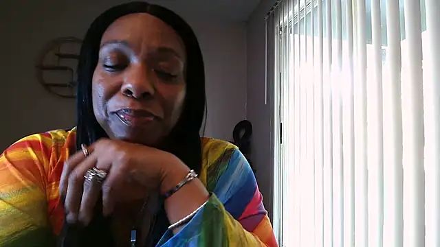 Chat XXX en directo de Goddessebonyrose
