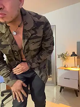 Chris_Clarck XXX чат на живо