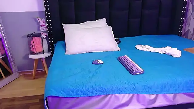 Dominikk018 - 🍆DESTROY PUSSY WITH DILDO🍆