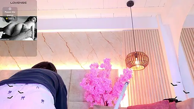 KimVelezz 라이브 XXX 채팅