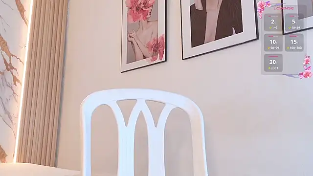 DannaanistonのライブXXXチャット