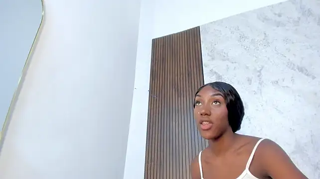 Mistt_Mia Chat XXX live
