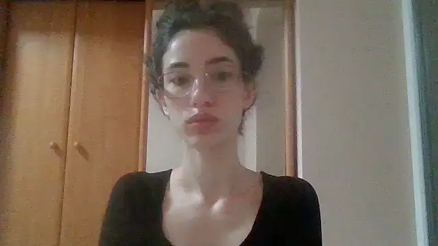 CrystalDolls Chat XXX live