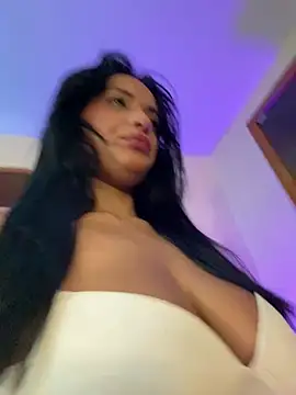 SaharQamar Chat XXX in diretta