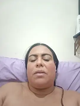 Živý XXX chat Hotpeppermint