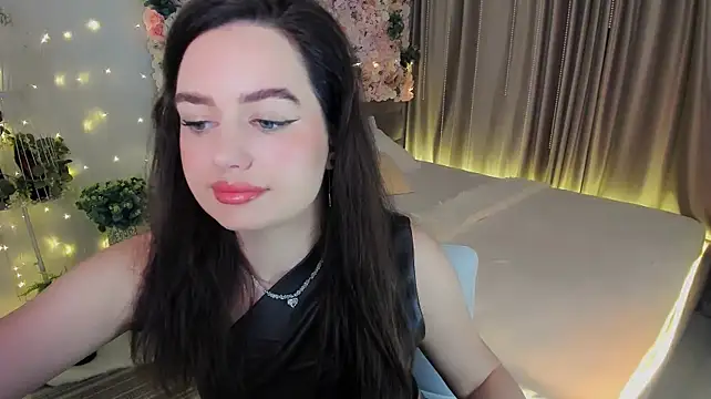 Živý XXX chat MiracleCurly
