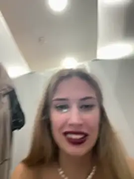 Sembang XXX Secara Langsung blonde_exe