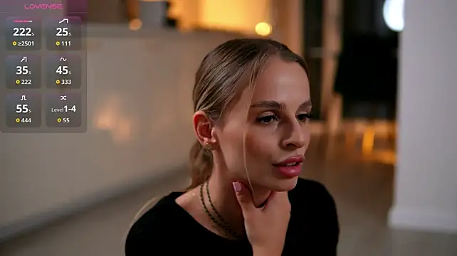 ElaraShine - Tear my clothes off 🔞