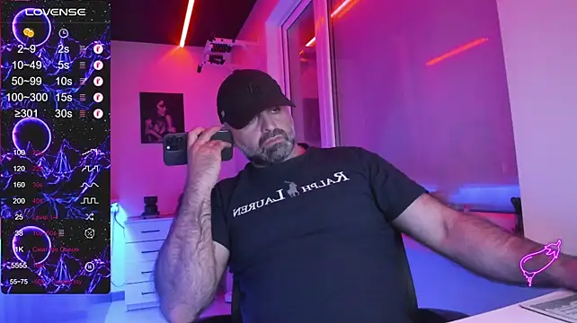 Živý XXX chat HAIR-MAN