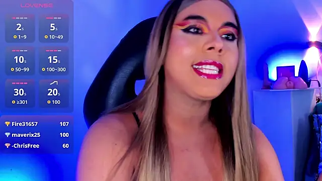 Emili_Roux লাইভ XXX চ্যাট