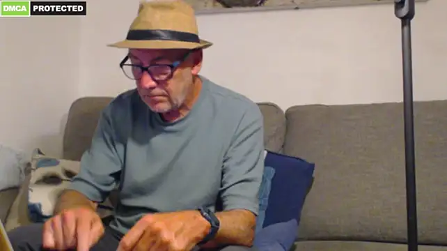 bluedae1 Chat XXX live