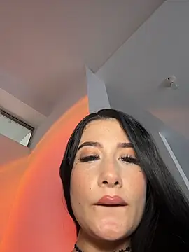 Chat +18 de Libia_James ao vivo