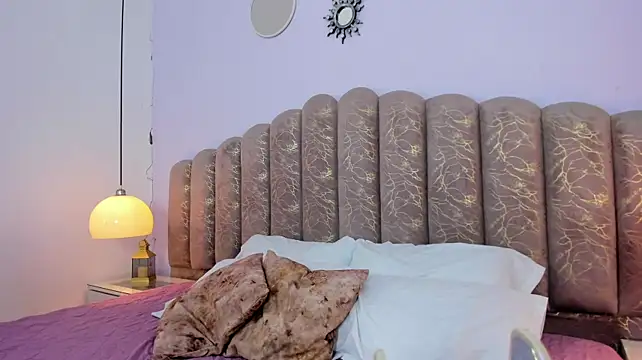 Channel_sofia Adlı Modelin Canlı XXX Sohbeti