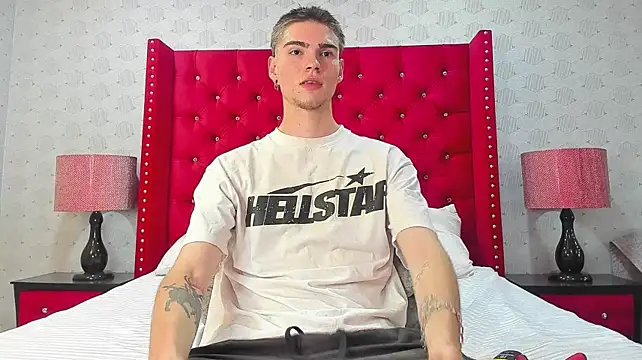 NickWild Live XXX-Chat
