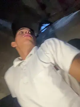 Chat +18 de Rivassexy ao vivo