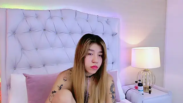 VioletSweetts 라이브 XXX 채팅