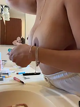 แชท XXX สดของ mariaesmeralda