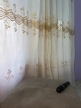 XXX chat uživo modela DANIK_STAR