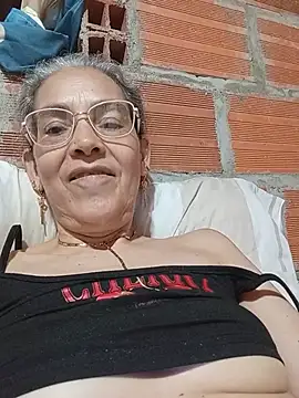 دردشة NanitaFun الجنسية المباشرة