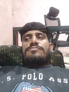 Yuvi_hot Obrolan Langsung XXX