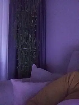 burcu_ben Adlı Modelin Canlı XXX Sohbeti