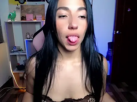 Amber_Morgan_1: онлайн-секс-чат