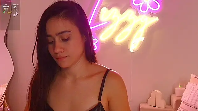 Chat +18 de Lizzy_kanee ao vivo
