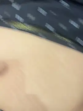 צ'אט XXX בשידור חי של GivenVeneer