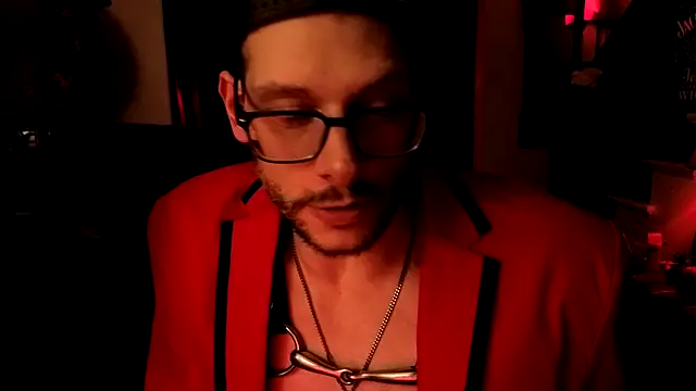 MasterDaddyCool – Naživo XXX chat