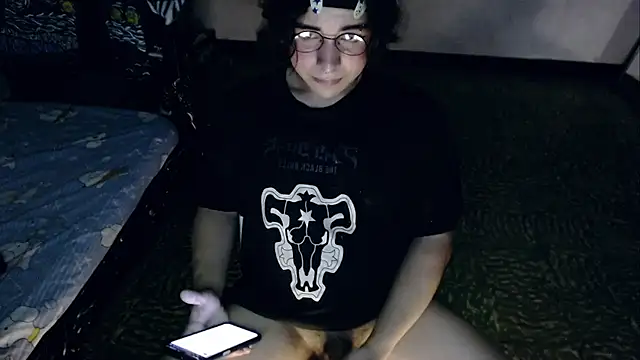 Cutie_Sam webkamerás műsora