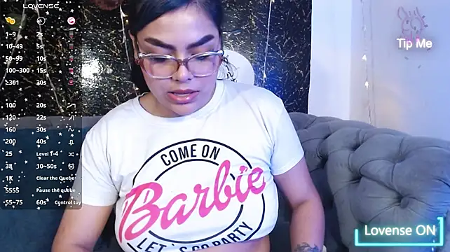 Moonlight_gp - Flash bare tits + 1 min Lush max