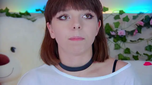 Chat +18 de ElisabethDavis ao vivo