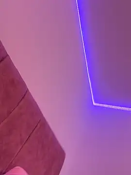 Sidney_sweet - RIDE DILDO😈🍑