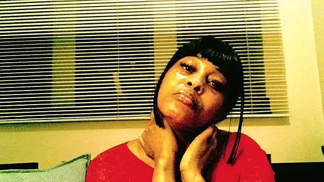 ORUOMA – Live XXX-chat