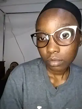 D-joi Adlı Modelin Canlı XXX Sohbeti