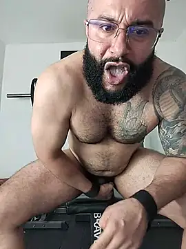 Czat XXX na żywo – Luke__09