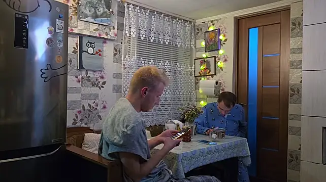 Živý XXX chat Vuitton