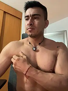 XXX chat uživo modela Chris_Clarck
