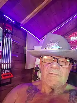Chat +18 de gymrat61 ao vivo