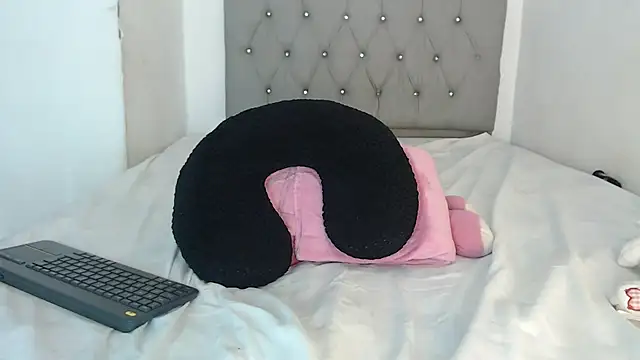 Exoticgirl22 live XXX chat