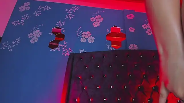 Emilye_rouse1 라이브 XXX 채팅