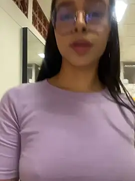 HappyKittyXXX লাইভ XXX চ্যাট