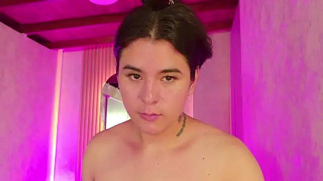 Angel-umbra live XXX chat