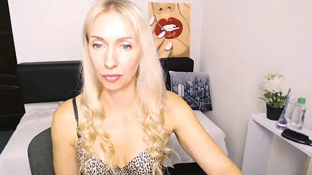 Cute_Smile_Shy XXX чат на живо