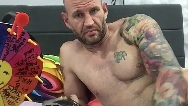 brianomallyn Live XXX chat