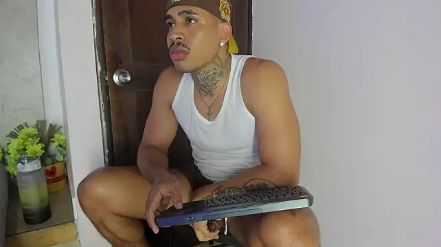 Chat XXX en directo de Chirshot_