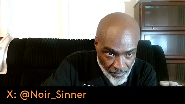 sinnernoir Adlı Modelin Canlı XXX Sohbeti